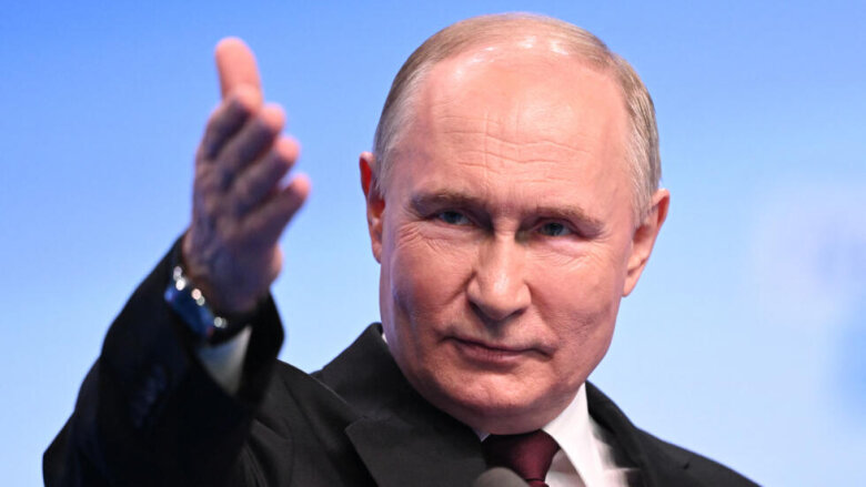 Putin prezident seçkilərinin liderdir