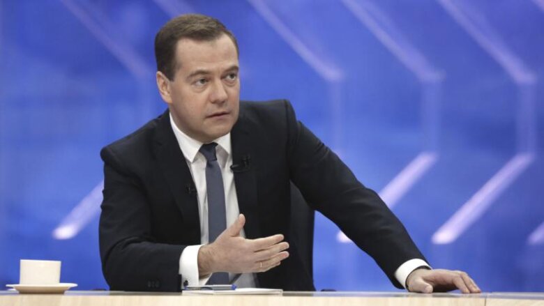 Medvedev: "Crocus City Hall"da terror aktını Makron maliyyələşdirib