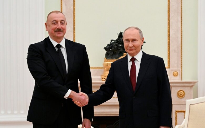 İlham Əliyev və Vladimir Putin veteranlarla görüşüblər