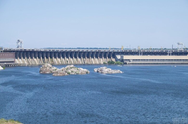 Rusiya iki su elektrik stansiyasını sıradan çıxarıb  