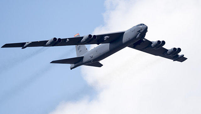 Rusiya bombardmançılarını Olenya aerodromuna köçürüb