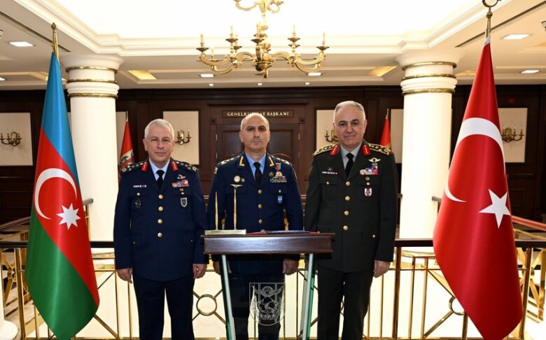 General Namiq İslamzadə Türkiyəyə gedib