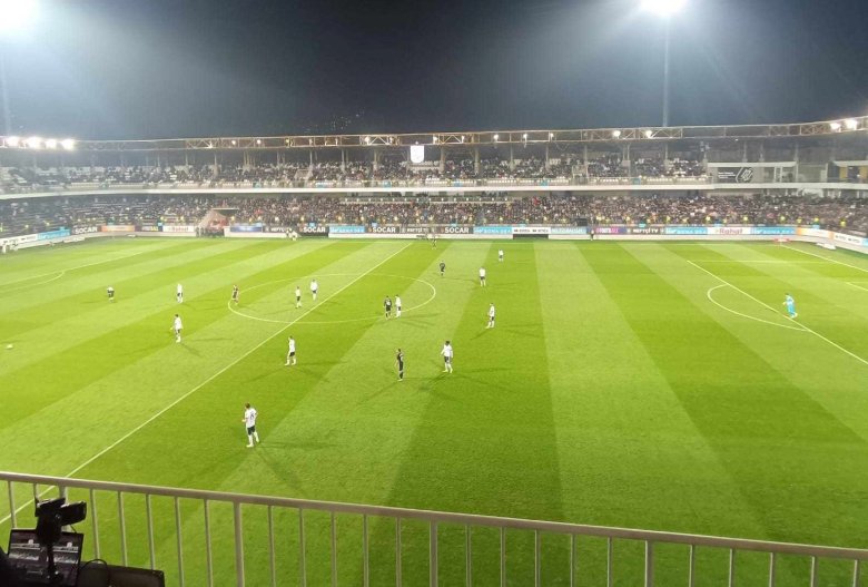 "Neftçi" və "Qarabağ" klubları cəzalandırılıb