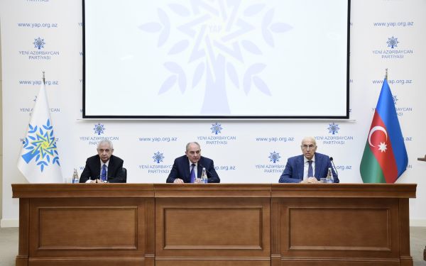 YAP İdarə Heyətinin növbəti iclası keçirilib