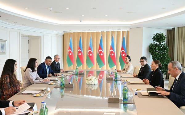 Mehriban Əliyeva Mərakeşin xanım Şahzadəsi ilə görüşüb