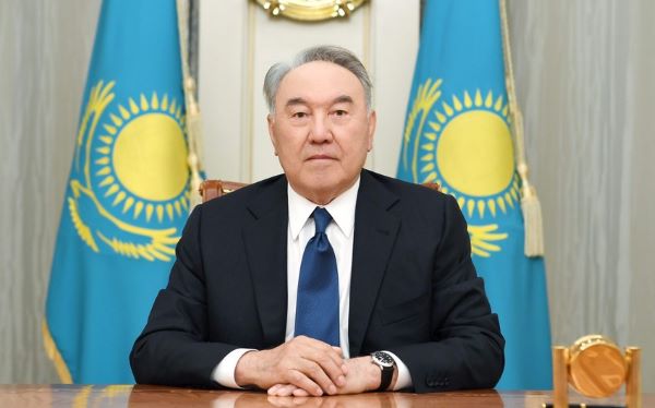 Nazarbayev İlham Əliyevi təbrik edib