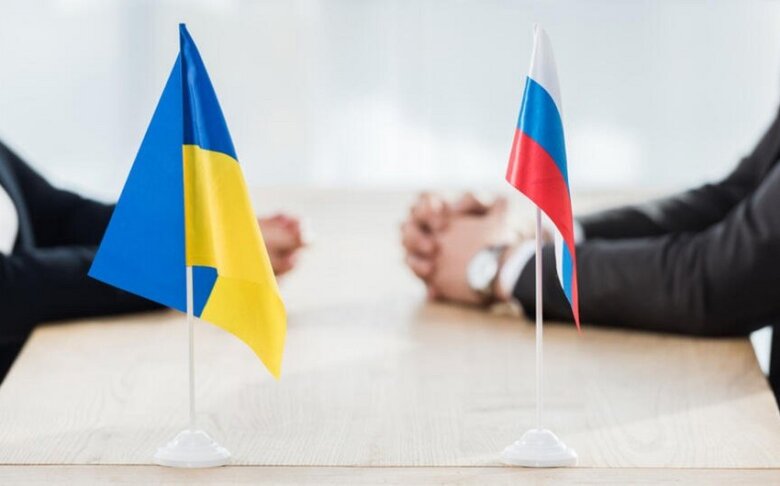 Ukrayna nümayəndələri İstanbul görüşündə rus dilində danışıblar
