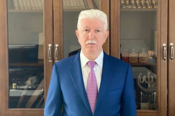 İcra başçısı özü haqqında sənədli film çəkdirib? - Qalmaqal