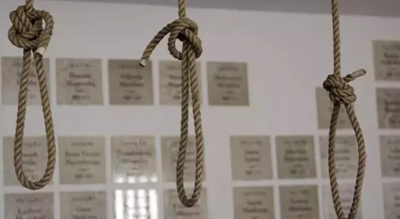 İranda daha üç agenti edam ediblər