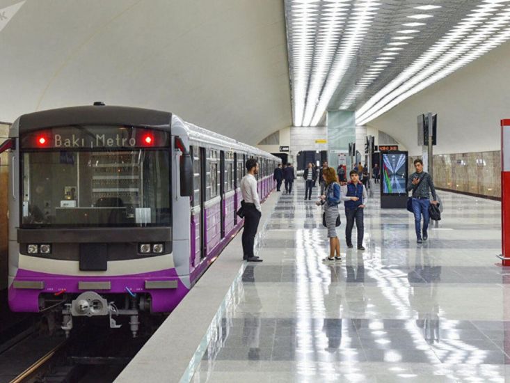 Bu gün metro gecə saat 02:00-dək işləyəcək