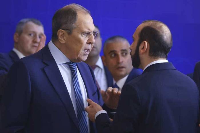 Mirzoyan Lavrova xəbərdarlıq edib