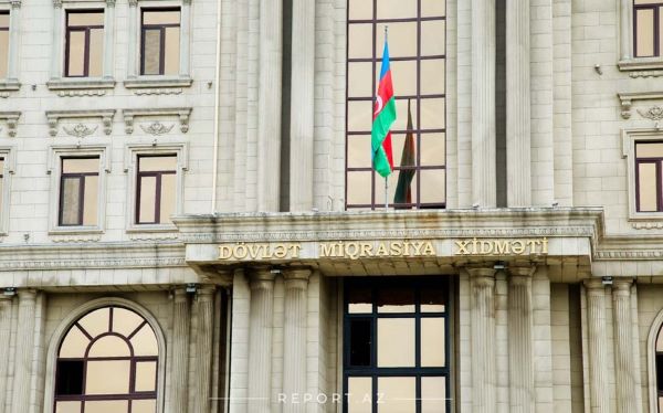 Miqrasiya Xidməti əməkdaşlarının geyim forması dəyişib
