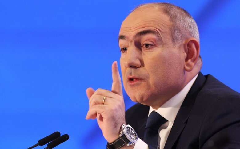 Paşinyan Dövlət Nəzarət Xidmətinin rəhbərini istefaya göndərib