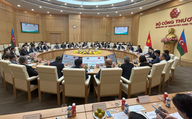 Hökumətlərarası Komissiyanın 3-cü iclası keçirilir