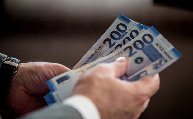 Azərbaycanda kreditlərin faiz dərəcəsi artıb