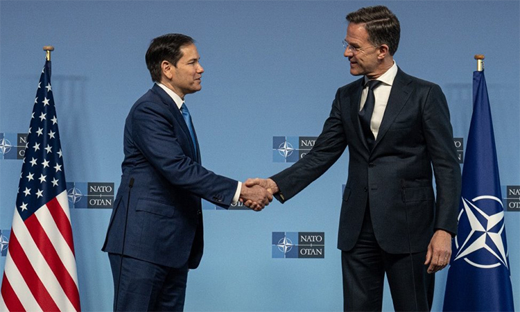 Rutte və Rubio NATO-nun yeni öhdəliklərini və müharibəni müzakirə ediblər