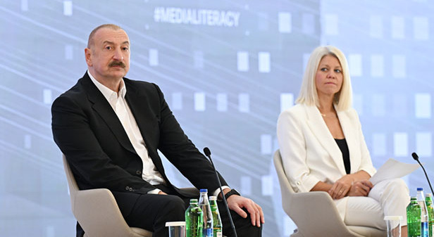 İlham Əliyev Donald Trampa təşəkkür edib