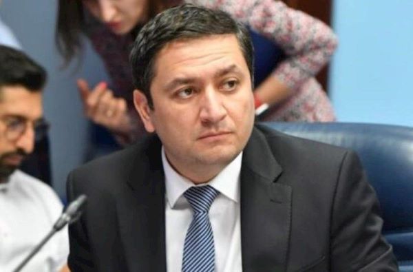 Keçmiş mətbuat katibi deputat köməkçisi təyin olunub