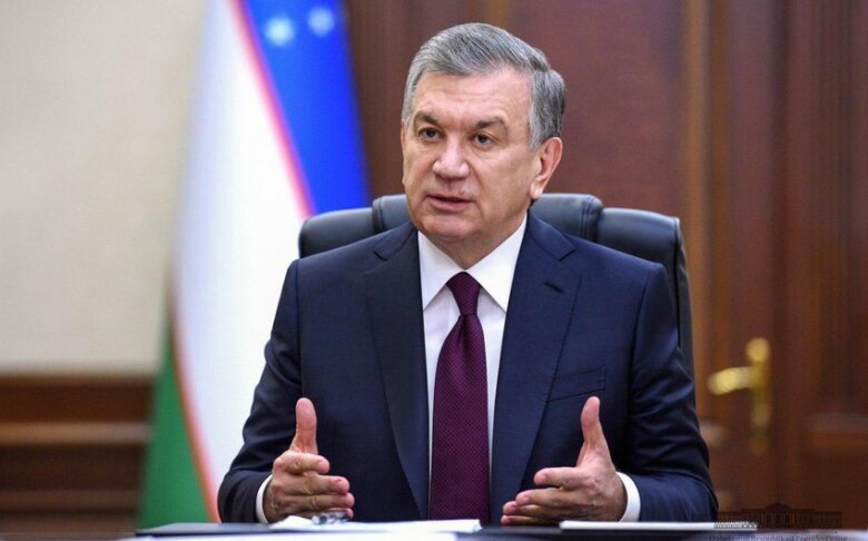 Özbəkistan prezidenti Fəxri xiyabanda Heydər Əliyevin xatirəsini anıb