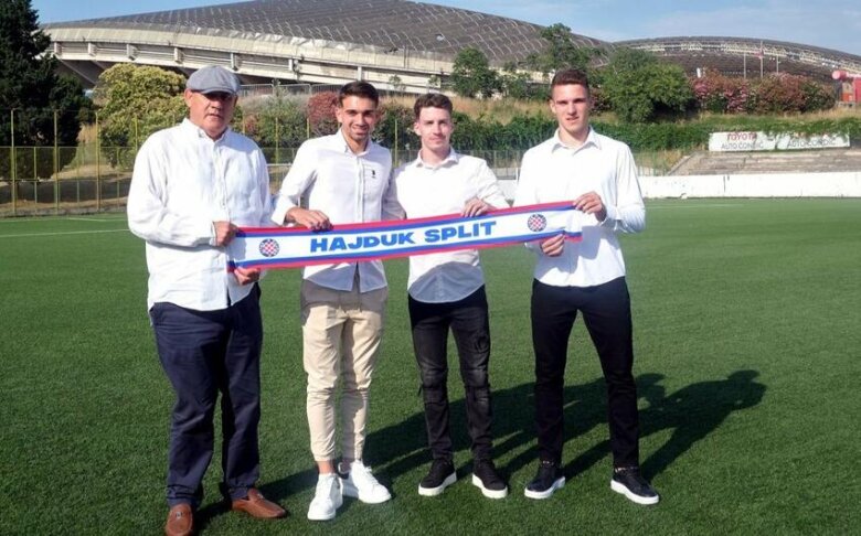 "Zirə"nin rəqibi iki futbolçusunu icarəyə verib