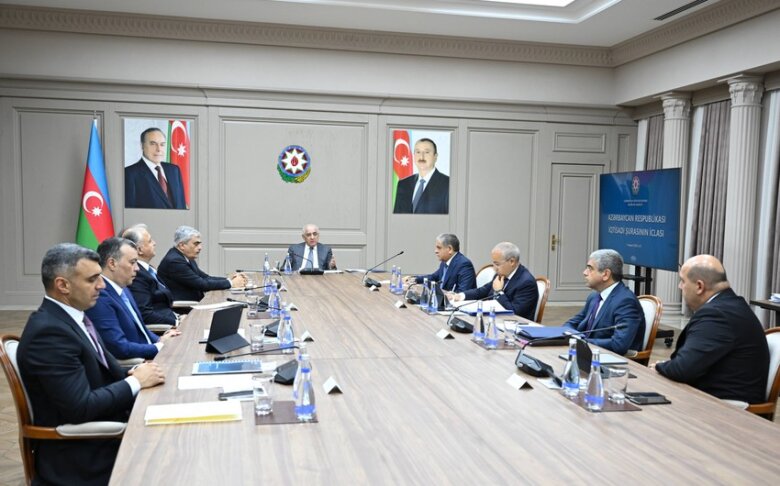 İqtisadi Şuranın növbəti iclası keçirilib
