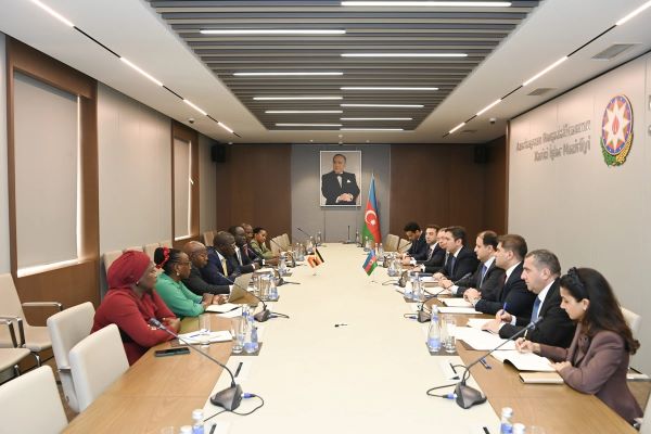 Azərbaycan və Uqanda XİN-ləri arasında siyasi məsləhətləşmələr keçirilib