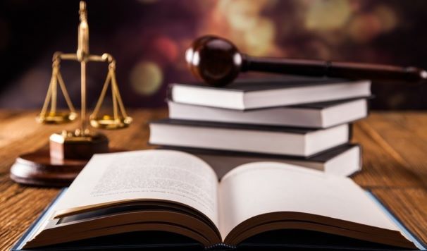 Bank həbsdə olan sabiq icra başçısına məhkəmədə qalib gəlib
