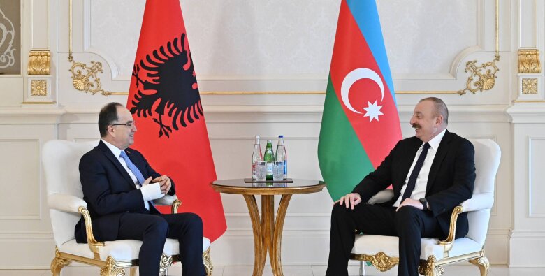 Albaniya prezidenti İlham Əliyevə zəng edib