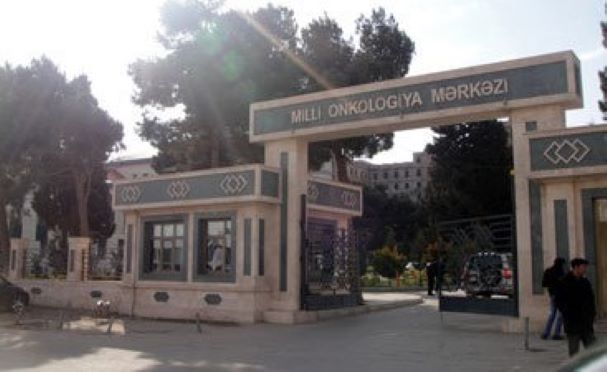 Jurnalist: "Milli Onkologiya Mərkəzində korrupsiya metastaz verib"