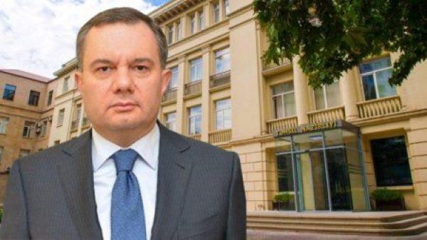 Nazir müavininin adı 3.8 milyon manatlıq "tender oyunu"nda hallanır