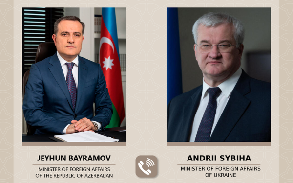 Ceyhun Bayramovla Ukrayna XİN başçısı arasında telefon danışığı olub