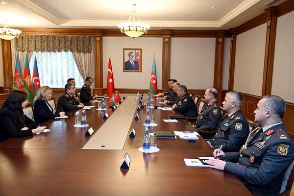 Zakir Həsənov Bakıda Türkiyə Baş Qərargah rəisini qəbul edib