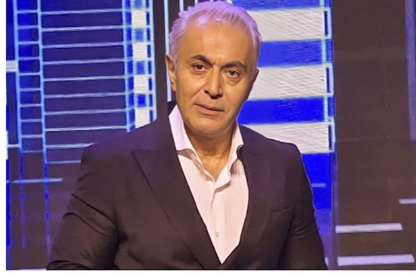 Əməkdar artist aparıcılıq edəcək