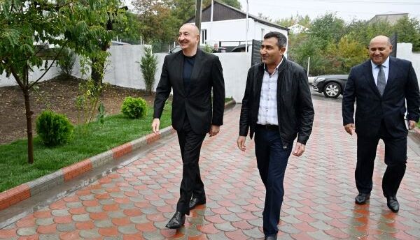 İlham Əliyev Hadrut qəsəbəsində olub - (Yenilənib)