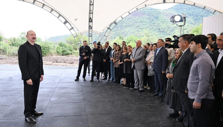 Prezident Qarabağda dörd kəndin sakinləri ilə görüşüb