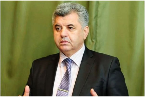 İftixar Piriyev İrəvan Teatrının direktoru vəzifəsindən azad olunub