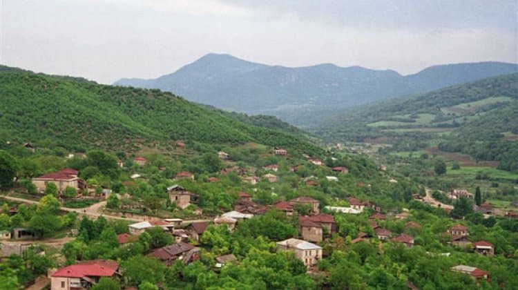 Şuşakəndə, Sosa və Qırmızı Bazara ilk köç karvanı gedir