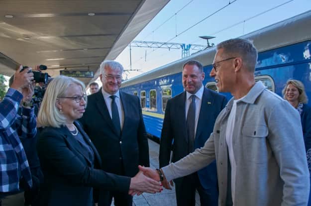Finlandiya prezidenti Ukraynaya gəlib