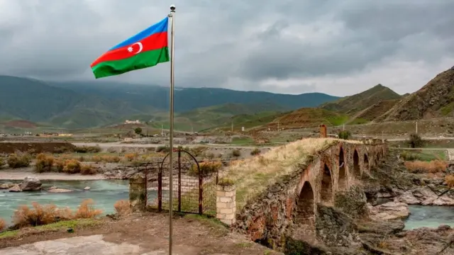Azərbaycan-İran dövlət sərhədinin tam nəzarətə götürülməsindən beş il ötür