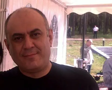 Keçmiş MTN generalının yarım milyonluq evi hərraca çıxarılıb