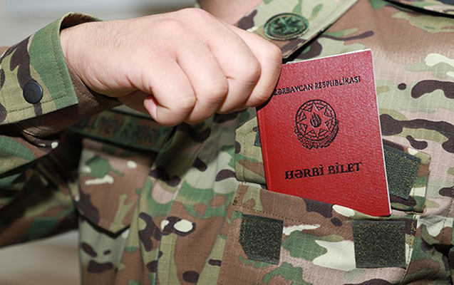 Bakalavr təhsili olan zabitlərin ehtiyata buraxılma qaydalarına dəyişiklik edilir