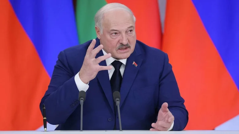 Lukaşenko Belarusda qiymət artımlarını qadağan edib