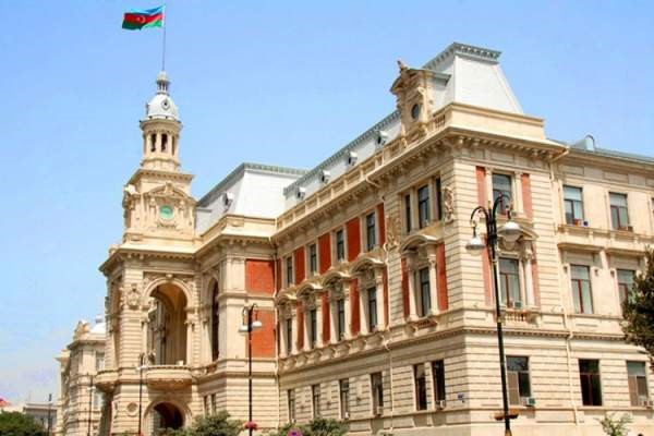 ﻿Eldar Əzizov rəisi vəzifədən azad edib