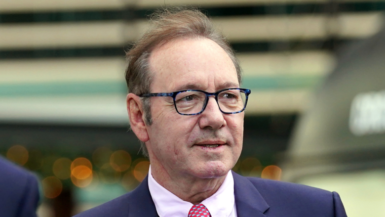 Tanınmış aktyor evsiz qalıb?