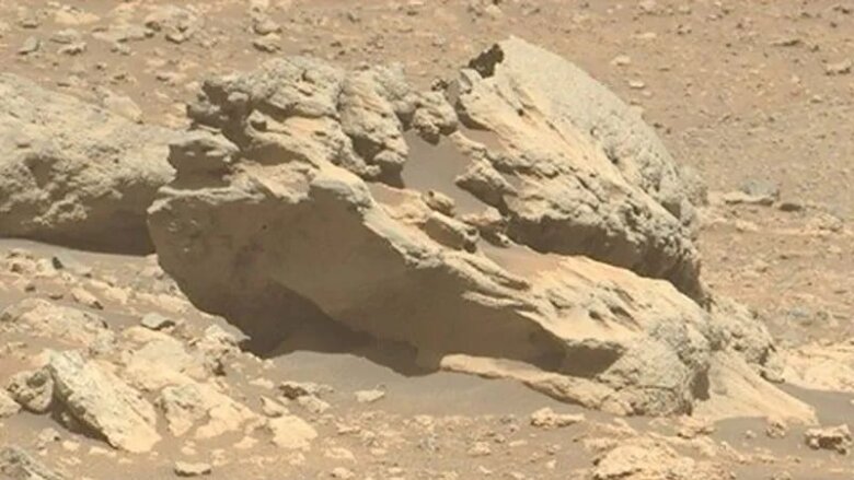 Marsda tapılan qaya alimləri təəccübləndirib