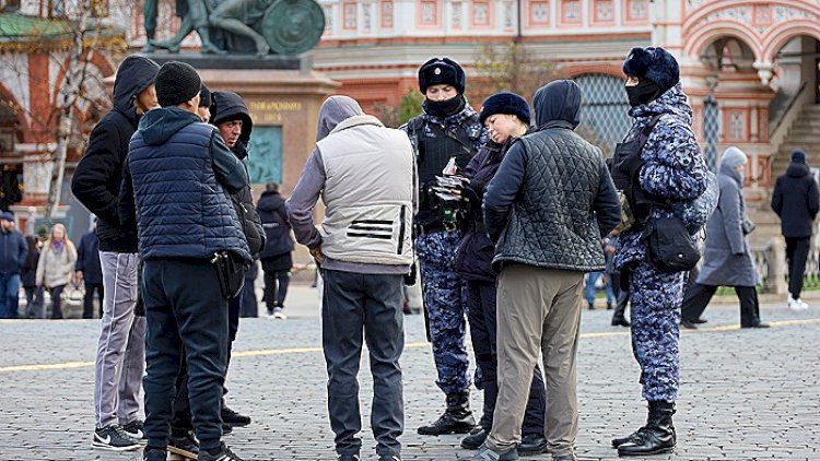 Rusiyaya gedənlərin sayı azalıb