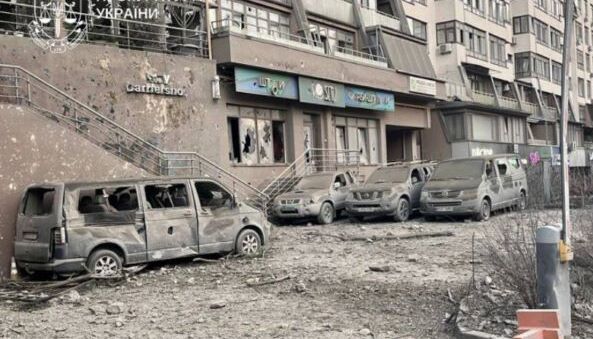 Rusiya Kiyevi bombalayıb - Azərbaycanı səfirliyinə ciddi ziyan dəyib (Fotolar)