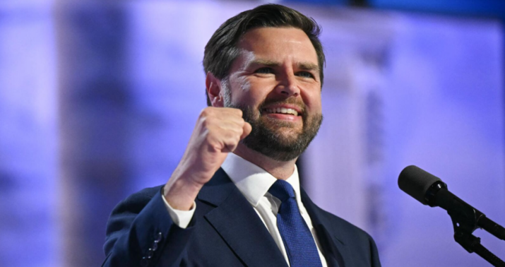 Vitse-prezident hərbi qulluqçulara İncil formalı tort gətirib