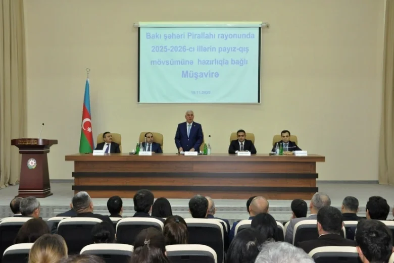 Bakının üç rayonu ilə bağlı müşavirələr keçirilib