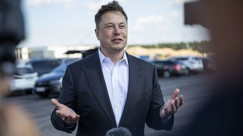 İlon Mask Avropa İttifaqının ləğvini tələb edir